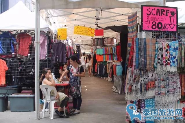 泰国哪里买衣服便宜？泰国“东大门”--水门市场