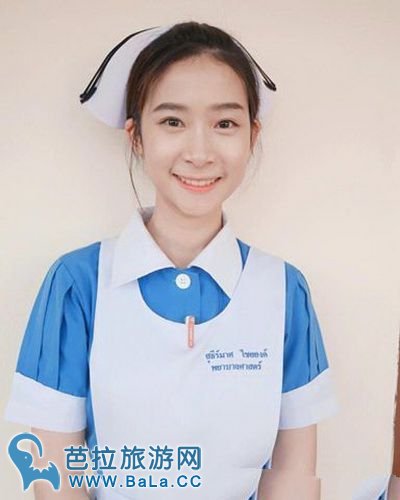 泰国清纯小护士笑容治愈